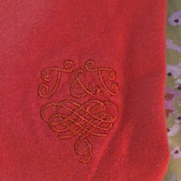 Two piece short, set size large. Free matching top with purchase - Picture 8 of 9